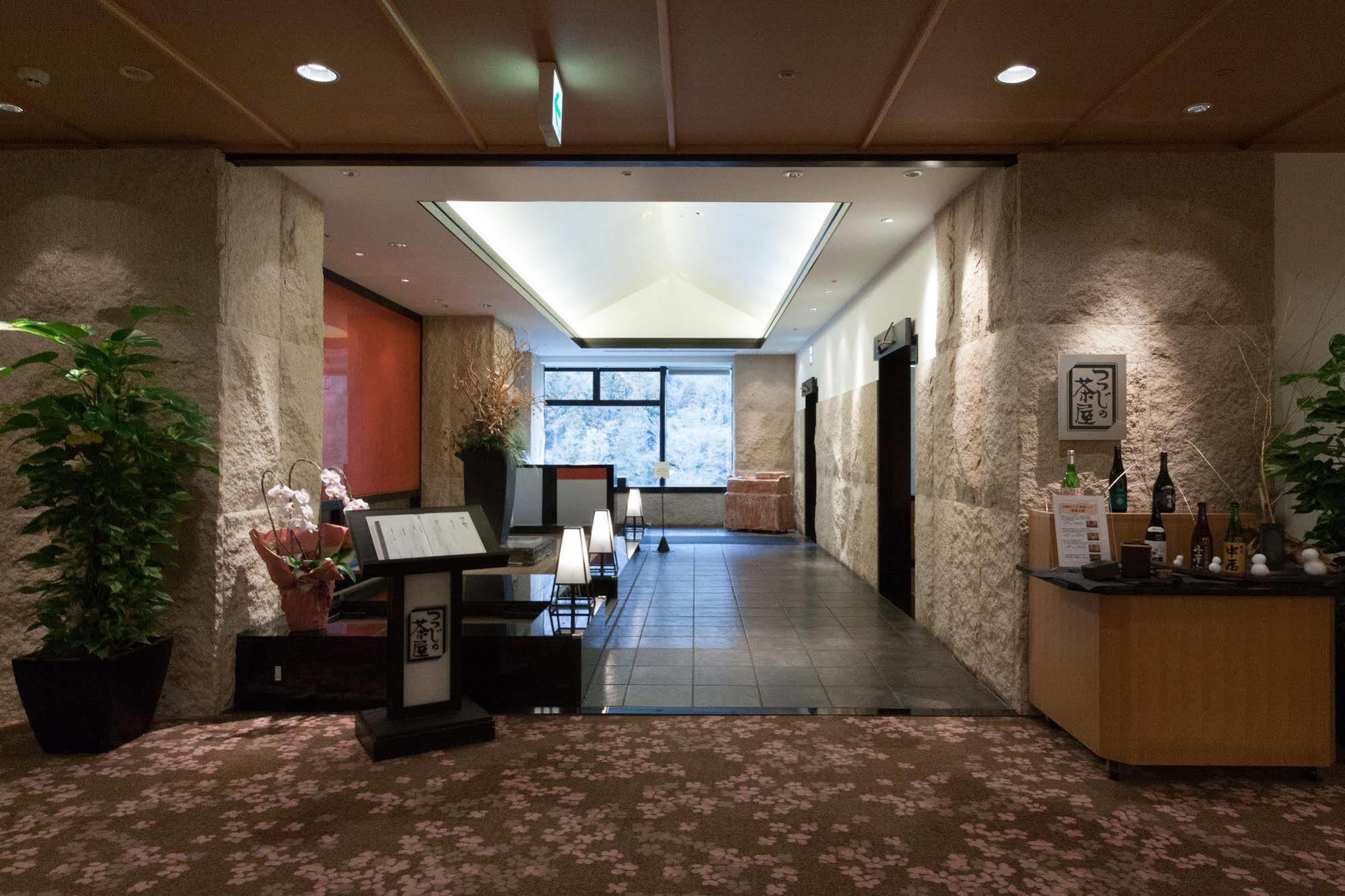 Hotel Hatsuhana Hakone Exteriör bild