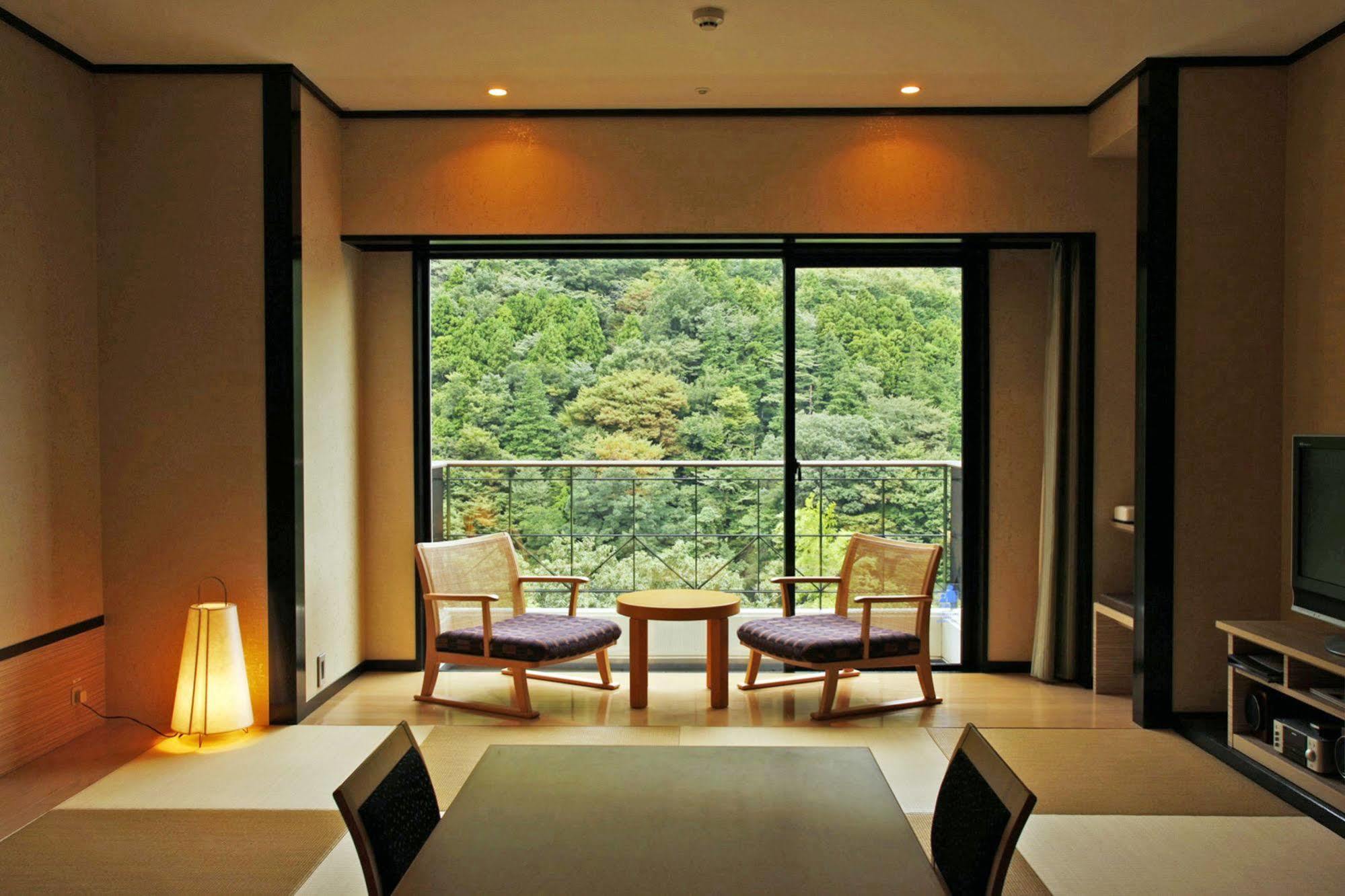 Hotel Hatsuhana Hakone Exteriör bild