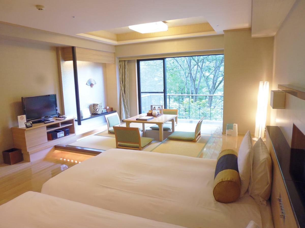 Hotel Hatsuhana Hakone Exteriör bild